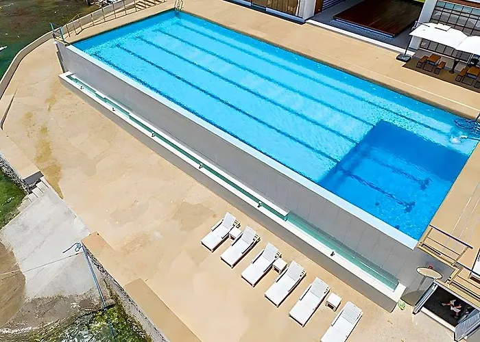 Hotel Never Die-ve 4*